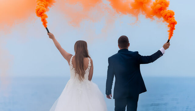 wedding-smoke-orange